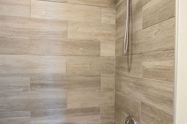 Bath Tub