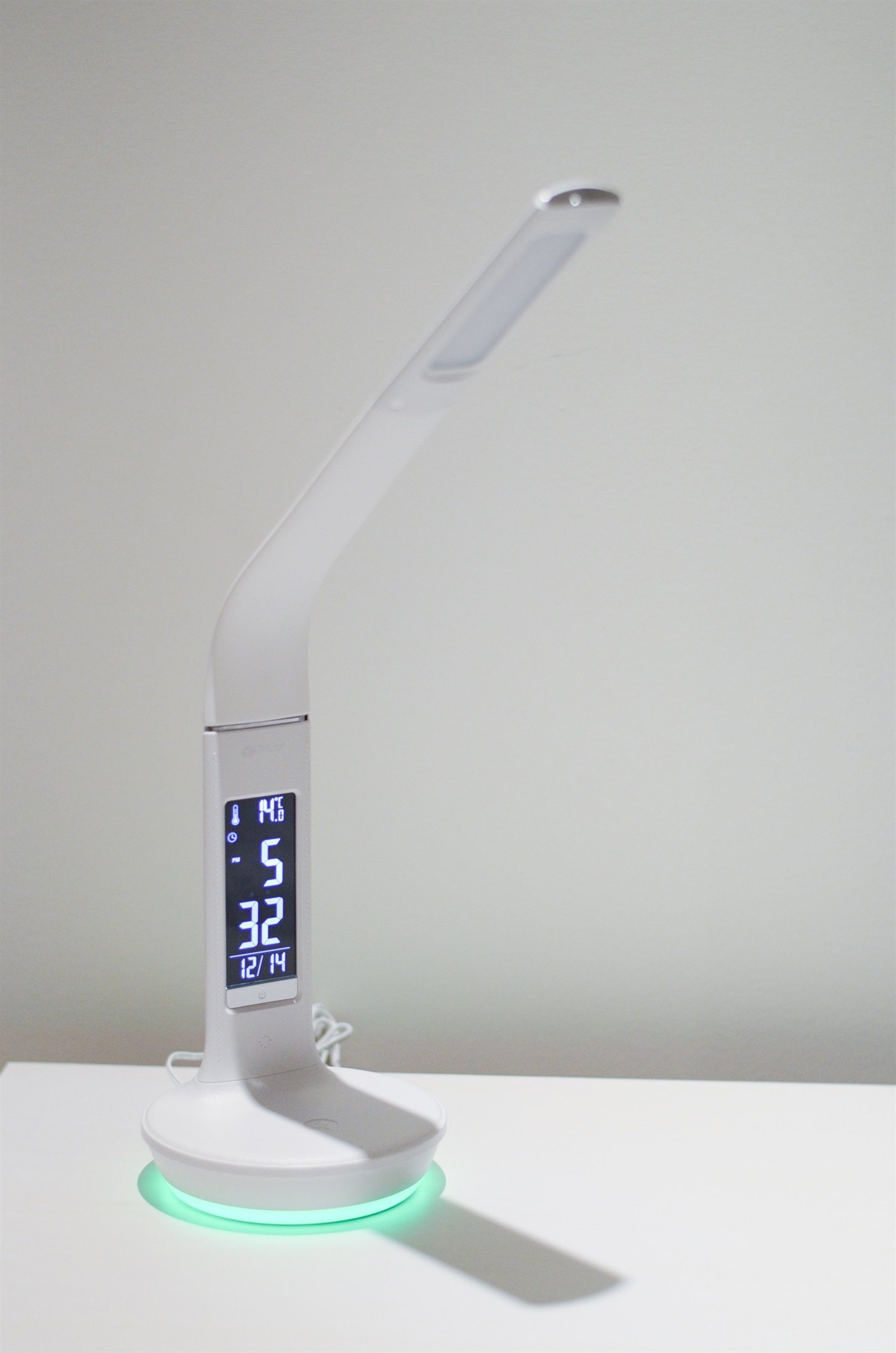 Motion activated reading lights