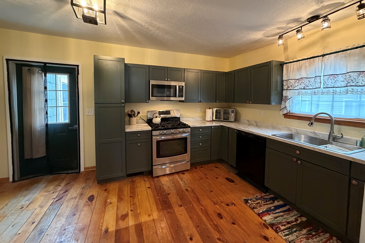 Plenty of counter space if you wish to cook during your stay.