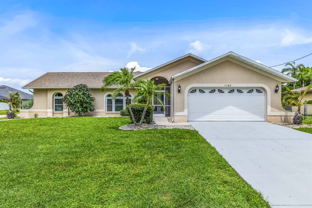 Front of Villa Cormac 