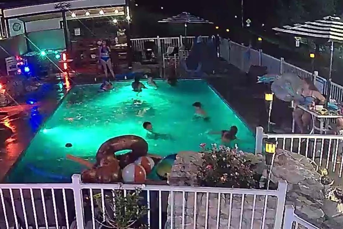 Night Swiming
