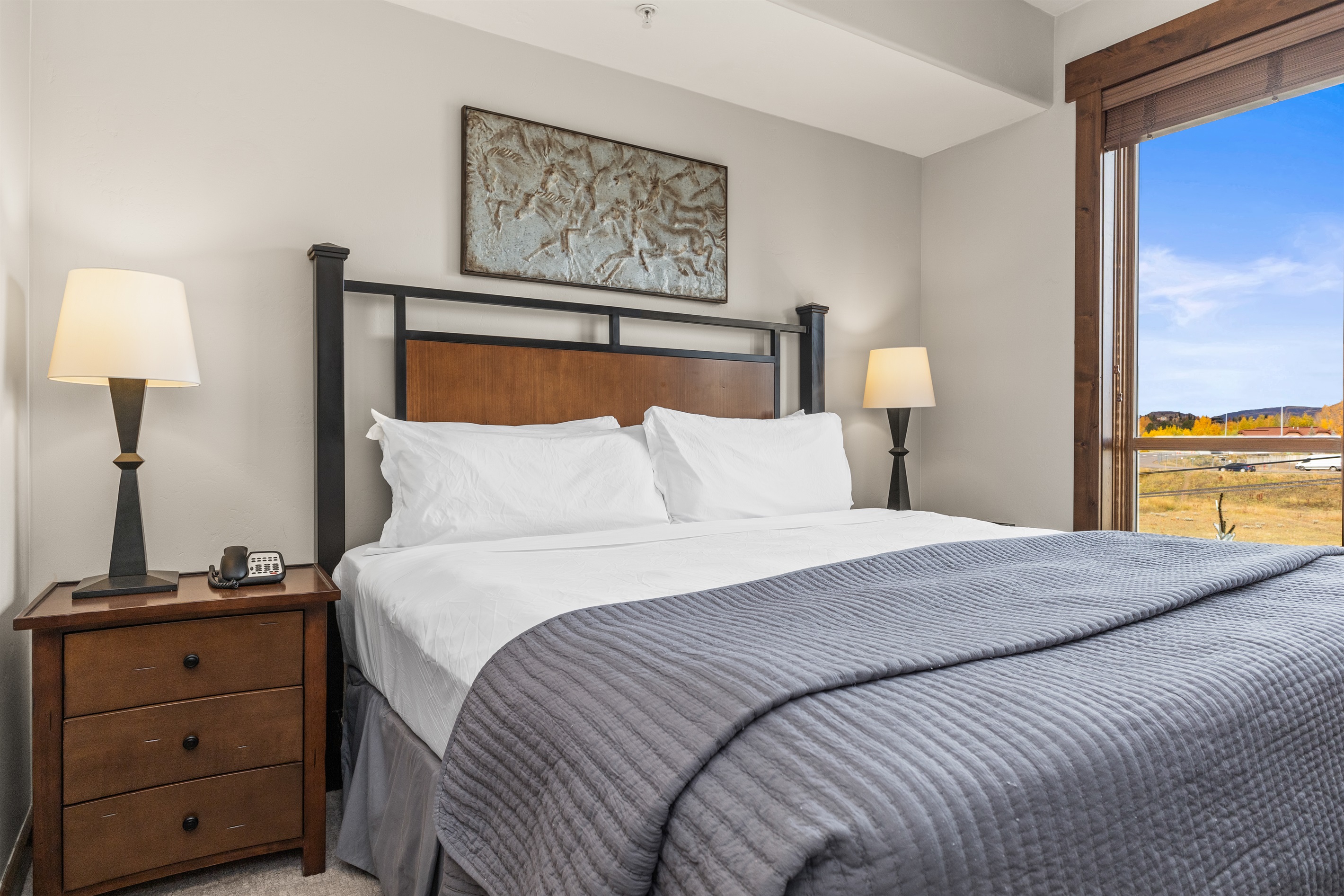 Ensuite Bedroom 2 | KingBed