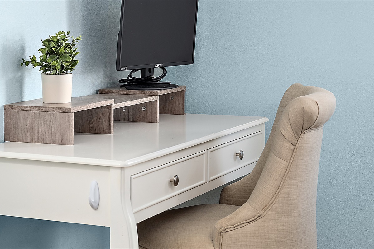 Catch up on emails or work with the desk  workspce.