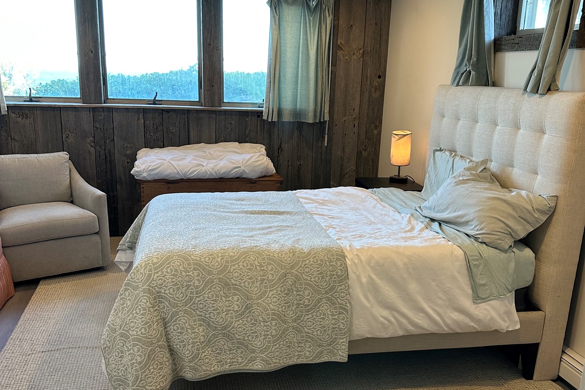 Extra room on lower level for overflow