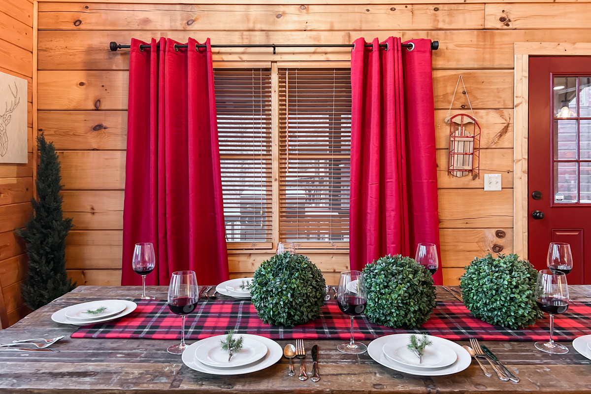 Dining space designed for family meals, game nights and gathering together during your mountain getaway.