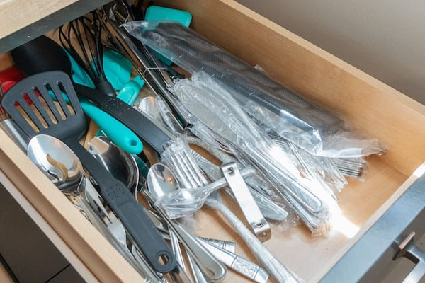 Kitchen supplies