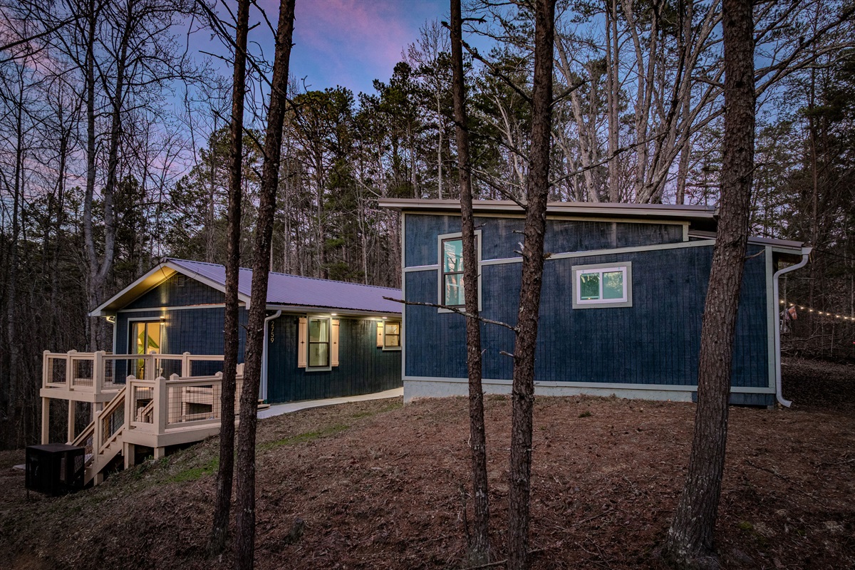 Mid Mod Mountain Bliss is designed for convenience. The gentle slope and walkway make navigating the property simple for all.