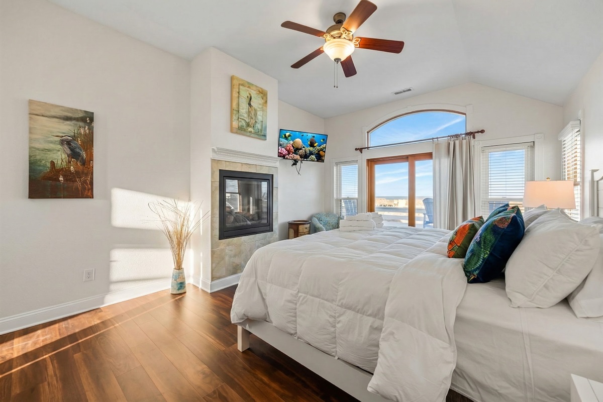 King Suite 1: Master with deck access.