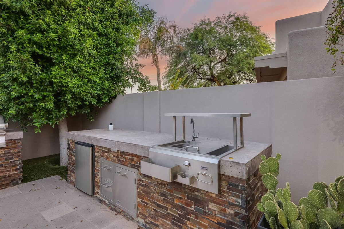 Meadow Hill · Dynamic Modern Home in N S — Meadow Hills in North Scottsdale / Heated Pool, Scottsdale, Arizona — photo 63