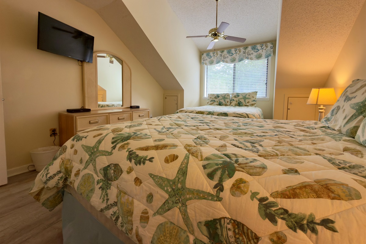 2nd Bedroom with 2 Queen beds