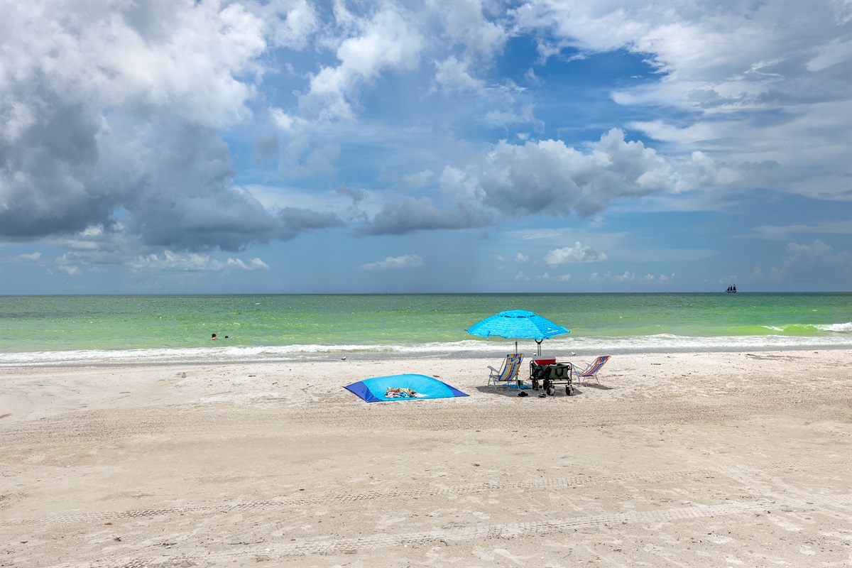 Just 3 blocks to white sand beaches