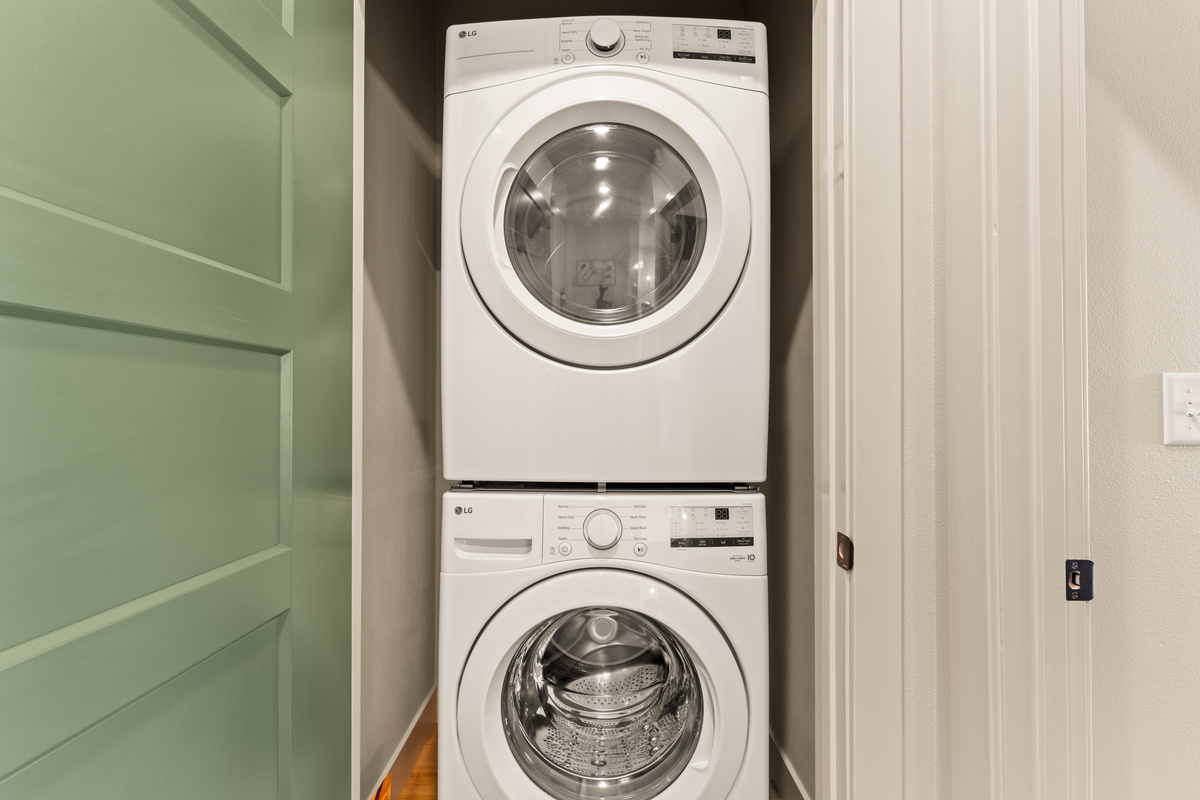 Convenient in-home washer and dryer on both floors make longer stays and large-group trips a breeze.