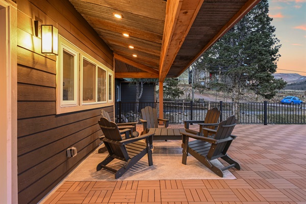 Dine alfresco on the deck while watching the sun set over the mountains