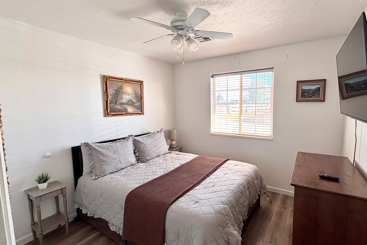 Queen Guest Bedroom