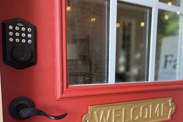 Enter thru the breezeway’s red welcoming door. Keypad on the door for Easy checkin 