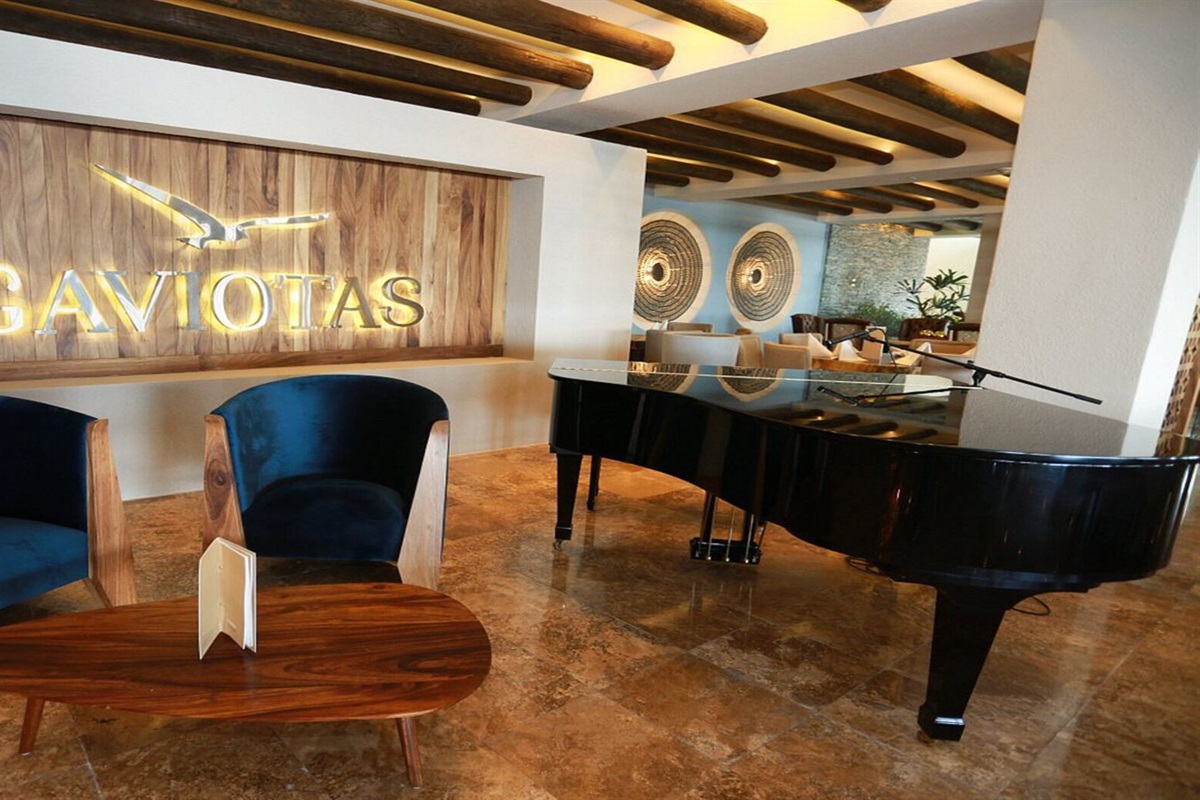 Lobby and Bars @ Buganvilias Vacation OWNER Club, Vacation Travel Exclusives