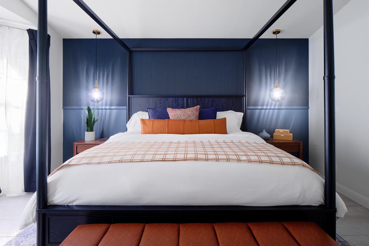 PrimaryBedroom Suite: King size bed 