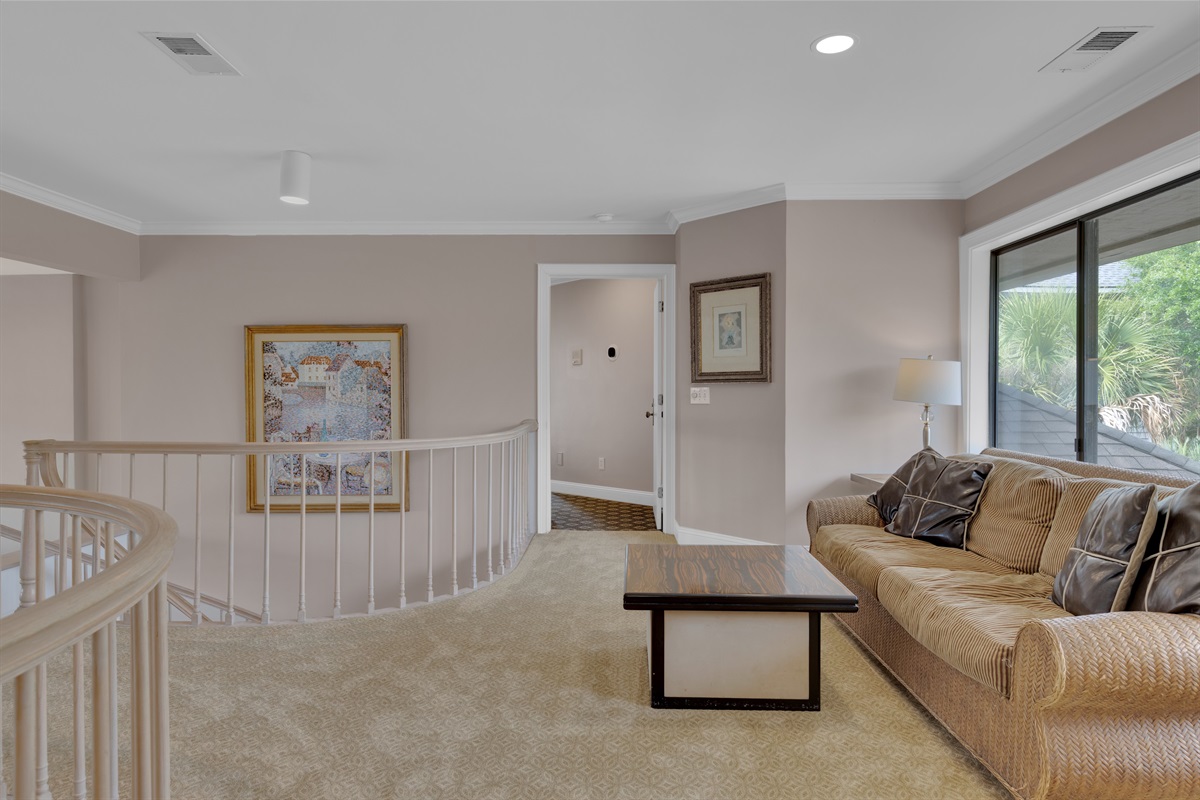 2nd Floor Landing