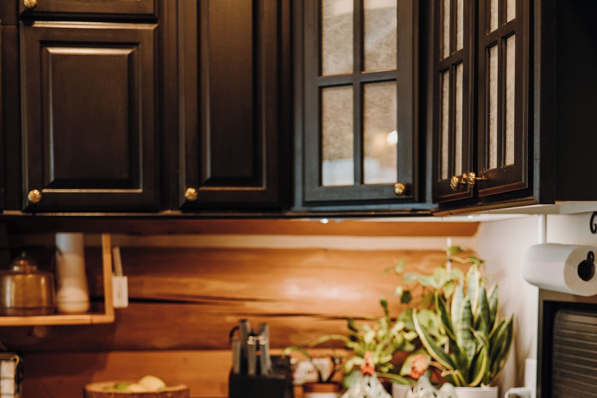 A well-equipped kitchen is essential for creating delicious meals.