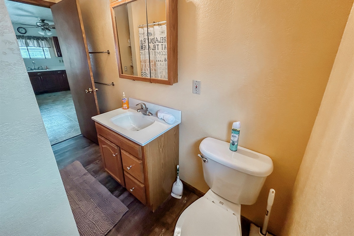 [Full Bathroom] Plenty of beach towels for your family are located here.