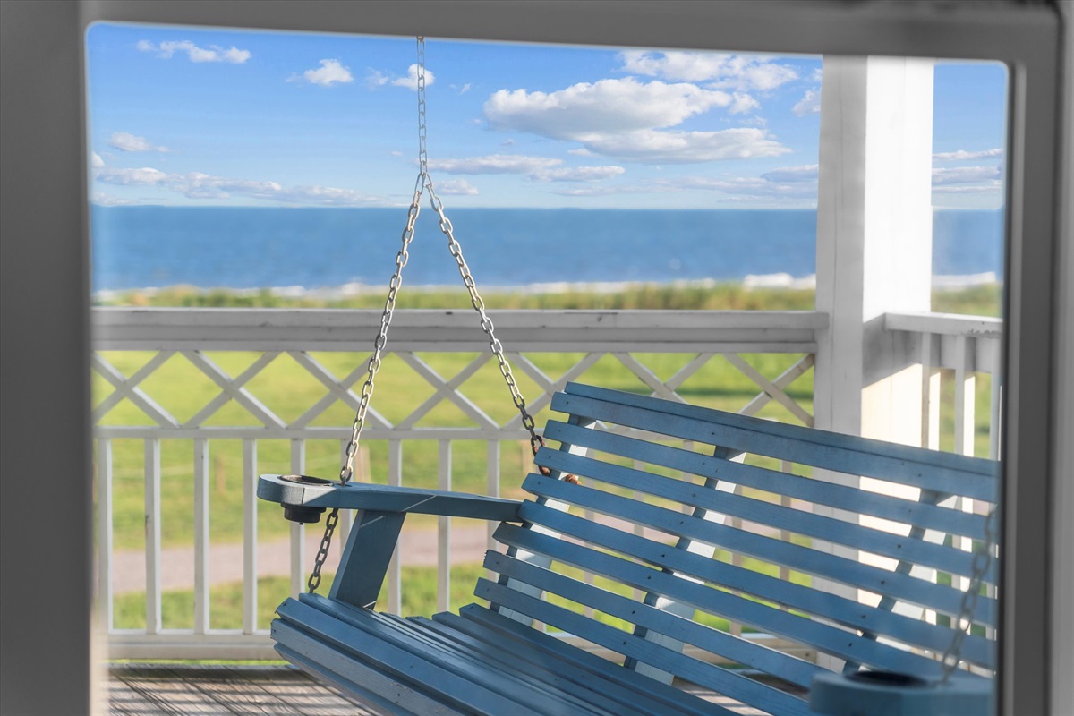 66f612c7f13d419084444464633155a0 Large | Beachhouse | Texas | TX | Vacation Homes | Galveston | Crystal Beach | Kokomo | Breezy Days | Beachfront Elegance | Sunrise Serenity | Southern Sands Property Management, LLC