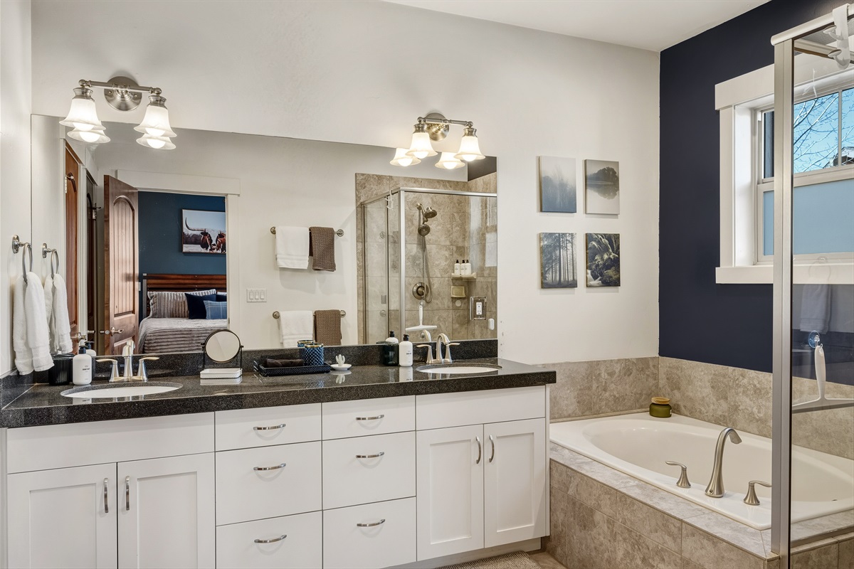 King Bedroom Ensuite