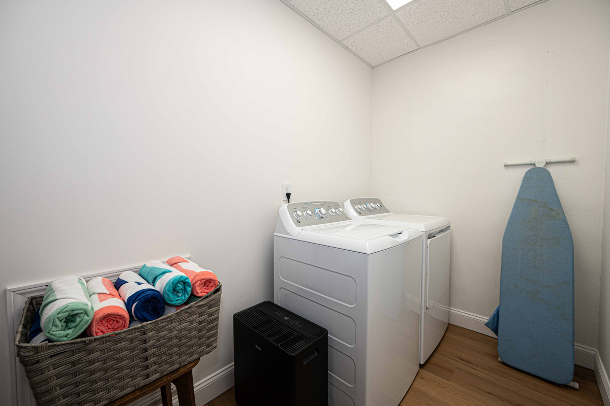 Laundry room with hot tub towels provided