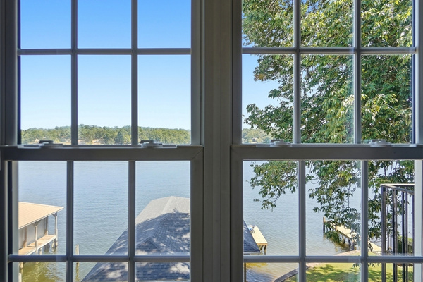 Yes, that’s the view from upstairs. 💙