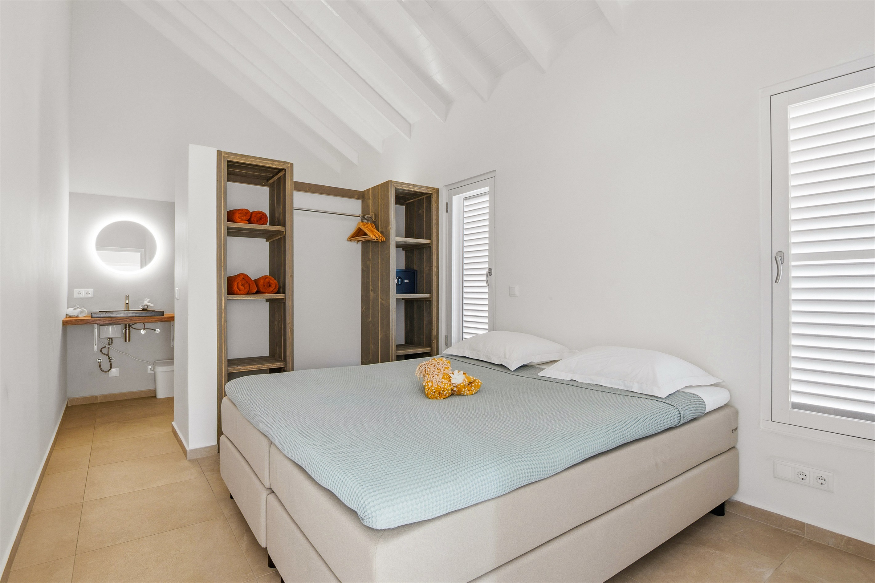 Villa Awa - Bedroom 1 | Ensuite