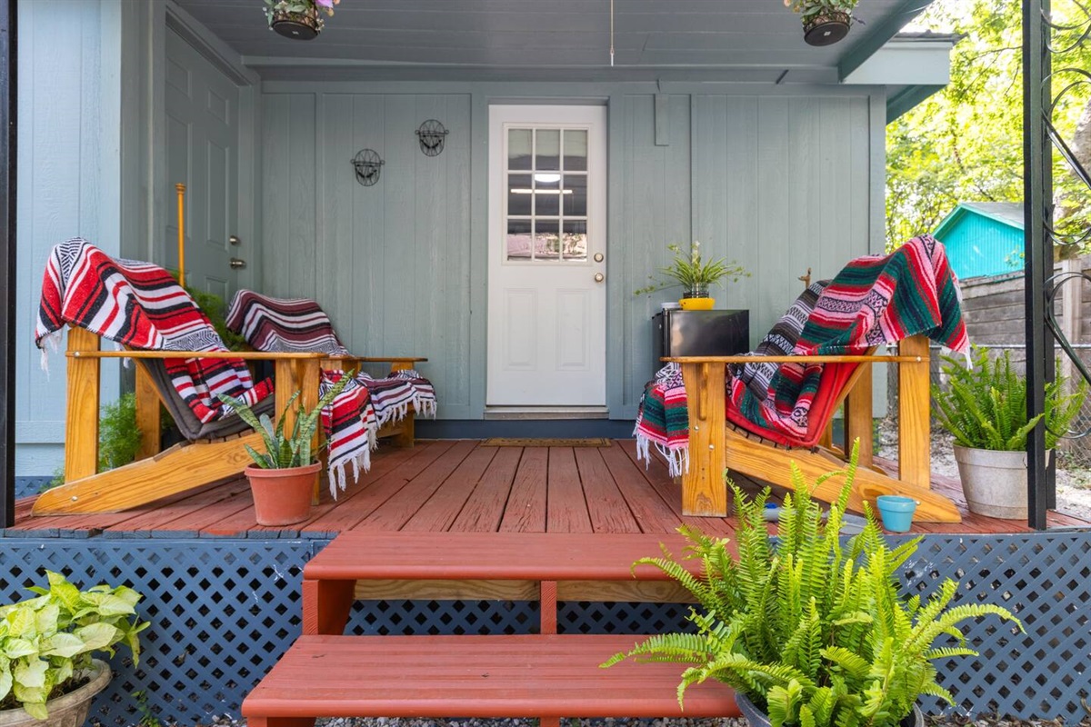 sitting area