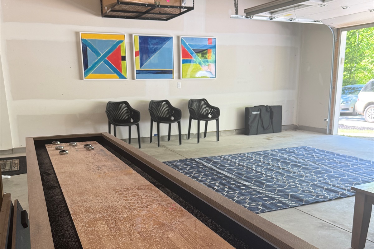 A classic crowd favorite. Slow down, line up your shot, and enjoy a friendly game of shuffleboard between lake adventures and evenings by the fire.