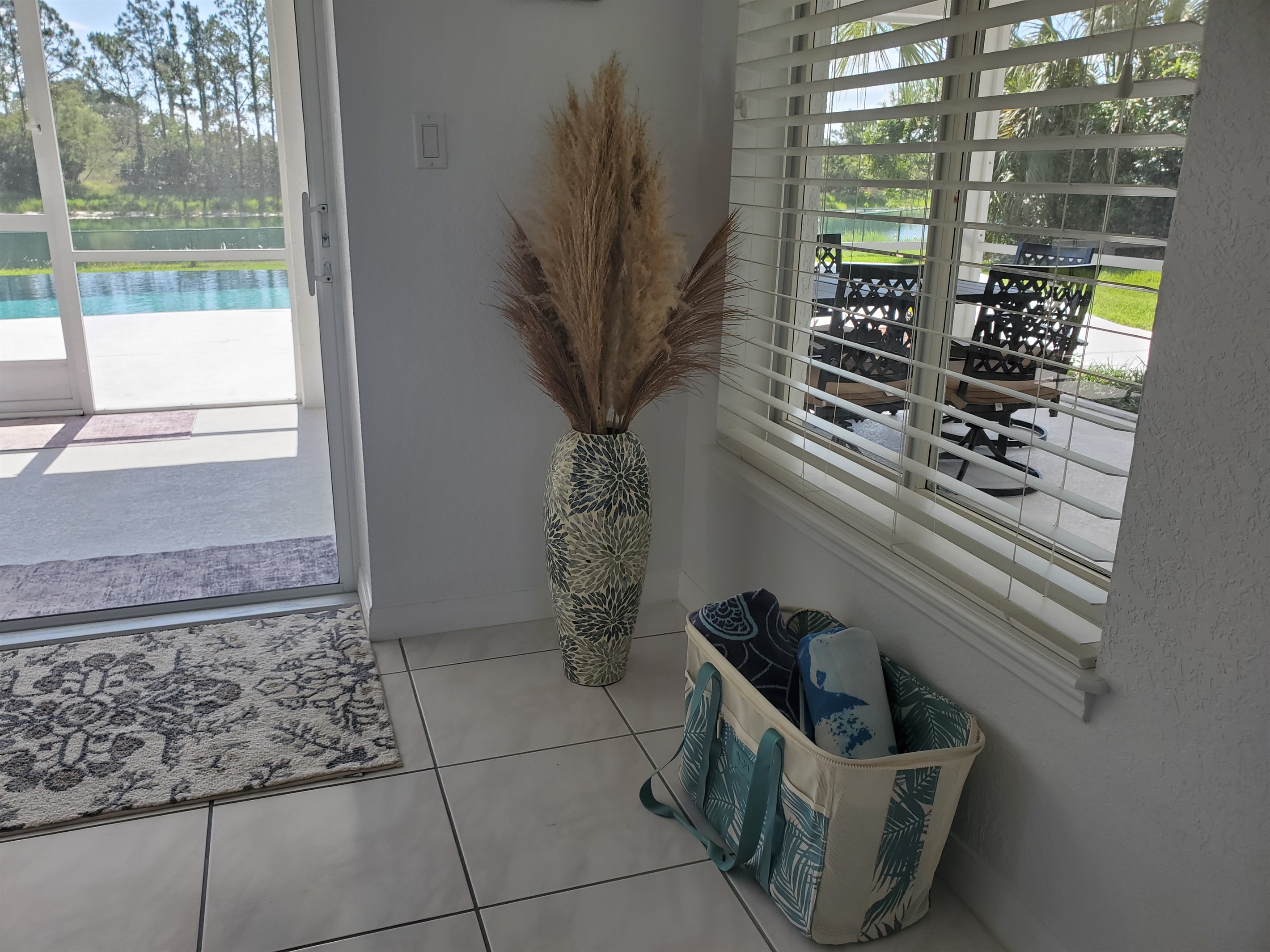 Pool towels and view of lanai