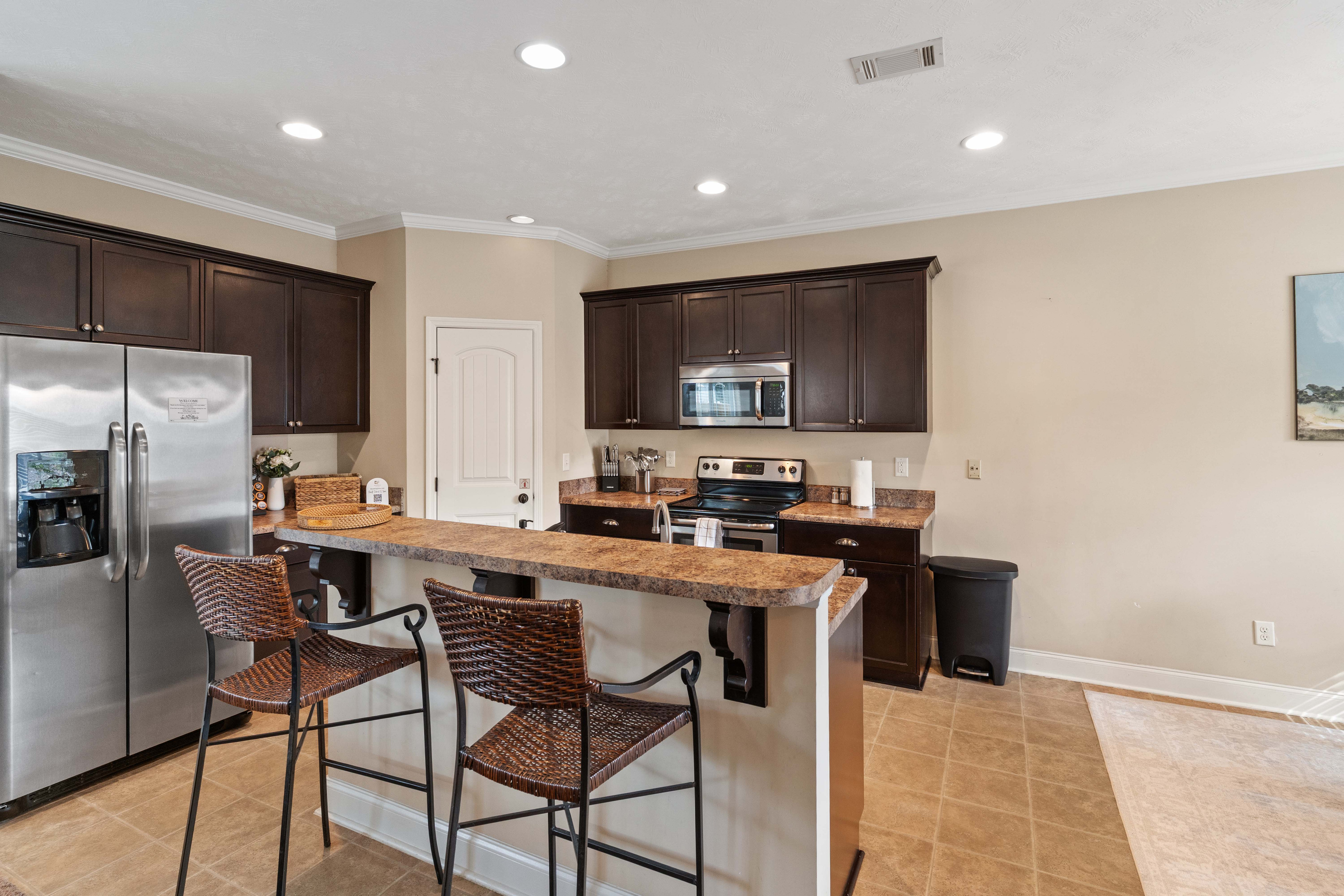 Full Kitchen