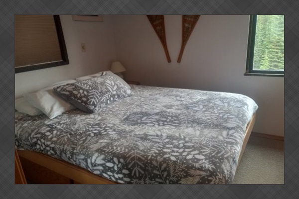 Bedroom: Full-size bed.