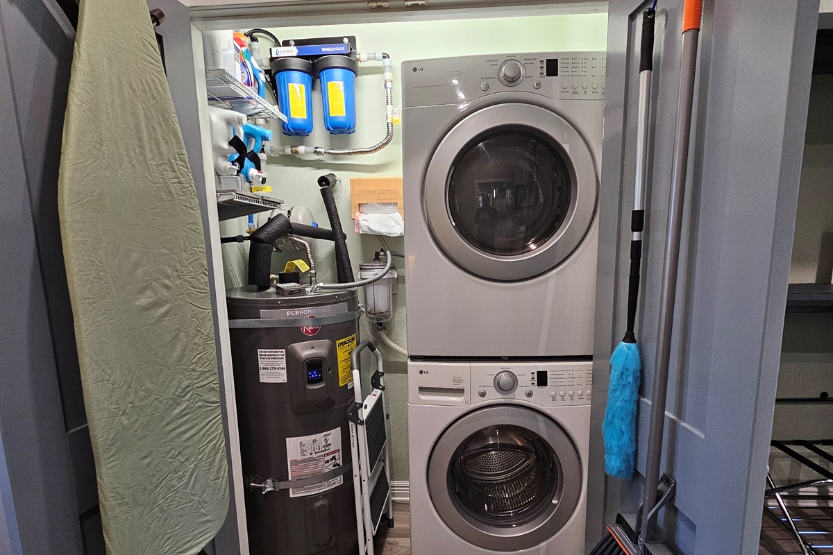 Full laundry, supplied detergents, iron, and whole home water filtration help Alder Falls feel like home.  AC, heat pump, and a whole home fan allow for climate perfection.  Supplied pack-n-play makes it easy to stay with little ones.