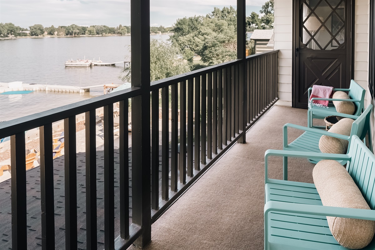 Upstairs Balcony with lake view!