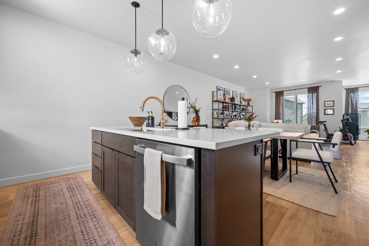 Open kitchen and dining area—perfect for entertaining.