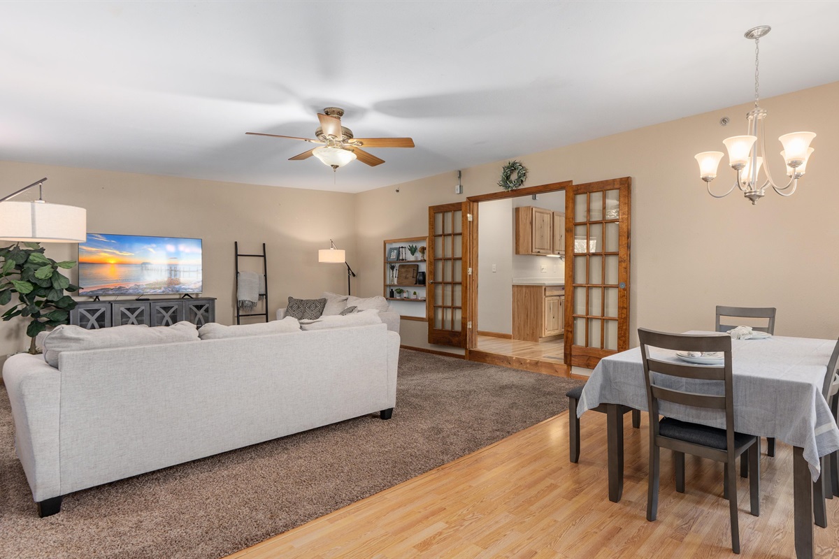 The living room, dining room, kitchen and jacuzzi bath are upstairs.