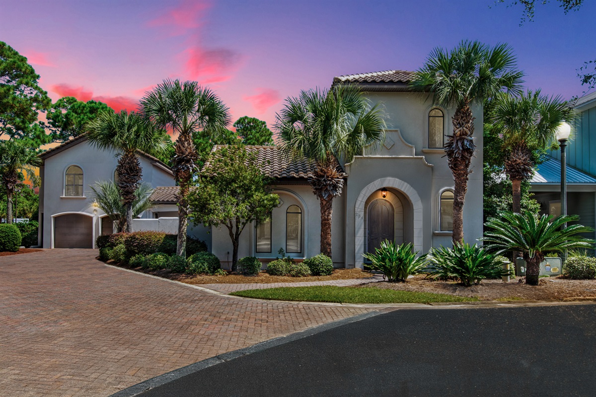 Miramar Beach Luxury Retreat 7