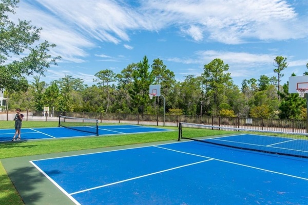 Pickleball in Paradise!