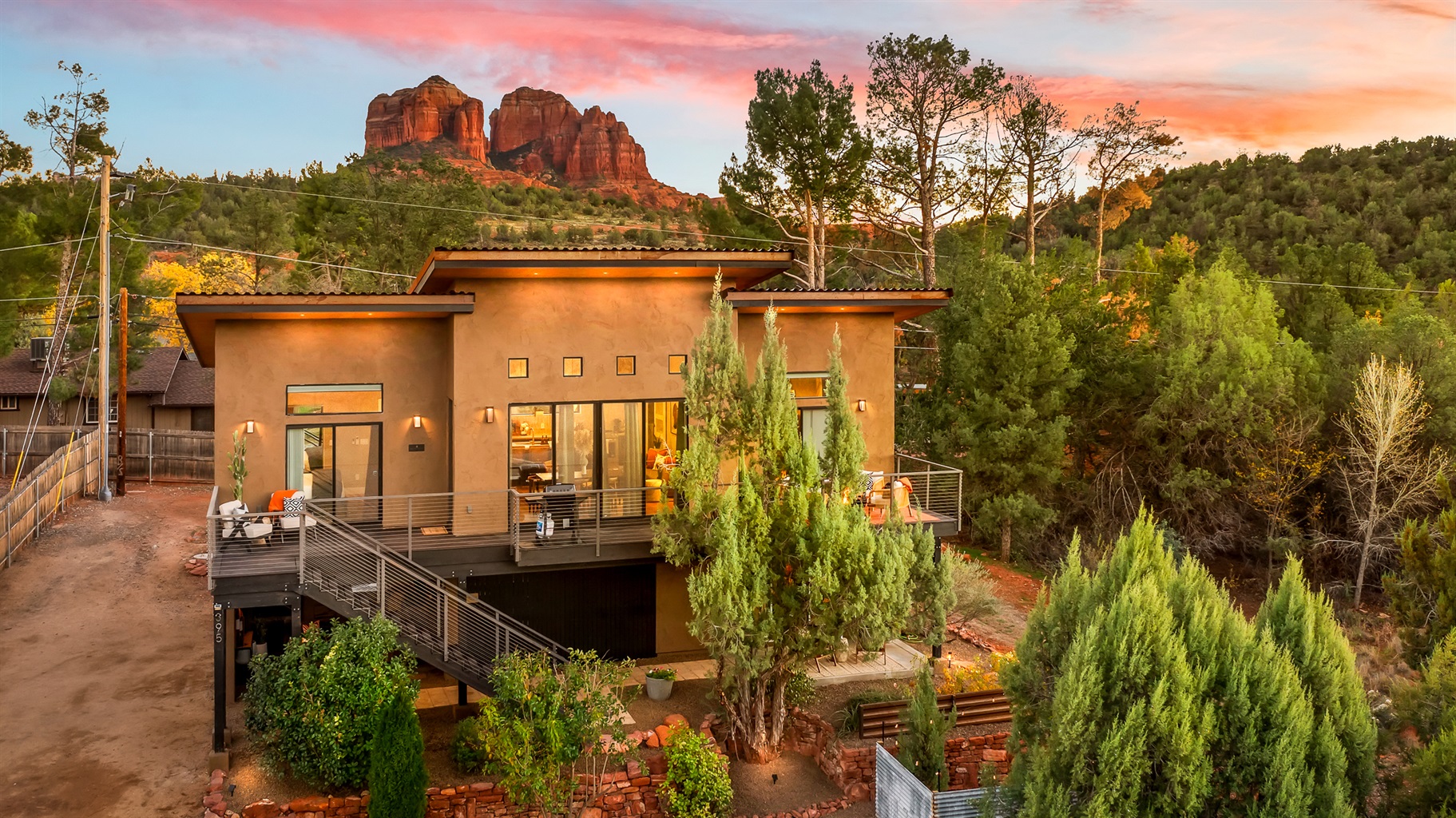The Retreat at Chavez Ranch sits tucked into Sedona’s red rocks, offering privacy, elevated views, and a peaceful setting designed for rest, wellness, and connection with nature.