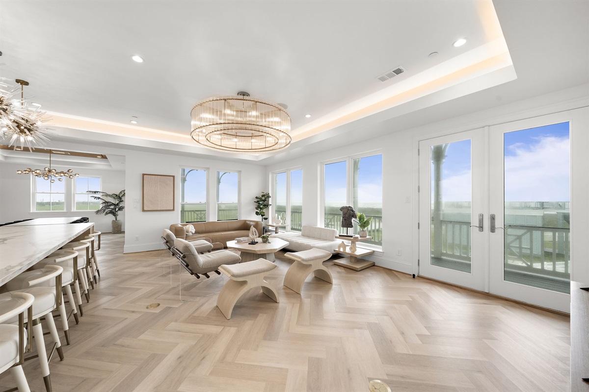 67a71948a579465a92f34a7b8ee8749d Large | Beachhouse | Texas | TX | Vacation Homes | Galveston | Crystal Beach | Kokomo | Breezy Days | Beachfront Elegance | Sunrise Serenity | Southern Sands Property Management, LLC