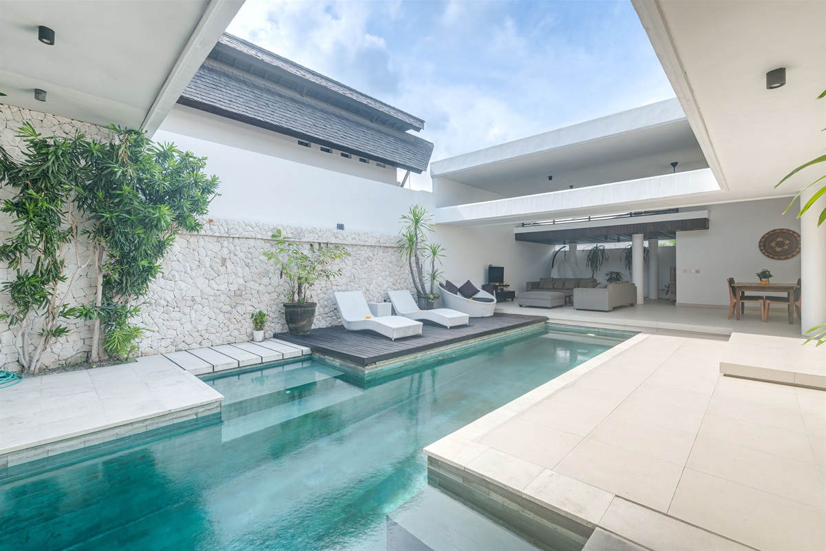 Pool area