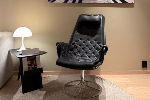 Luxury designer chair for maximal comfort