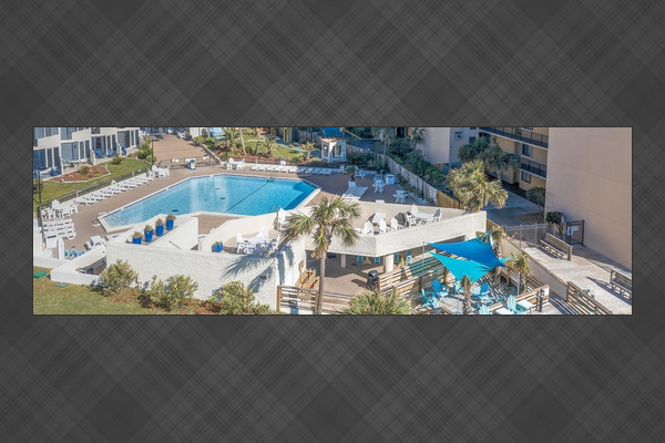 Beachside sundeck