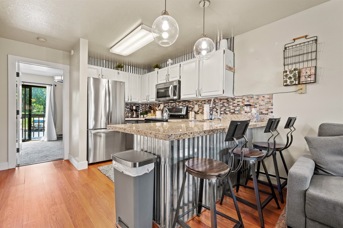 Fully equipped kitchen ready for hearty après-ski meals with family and friends.
