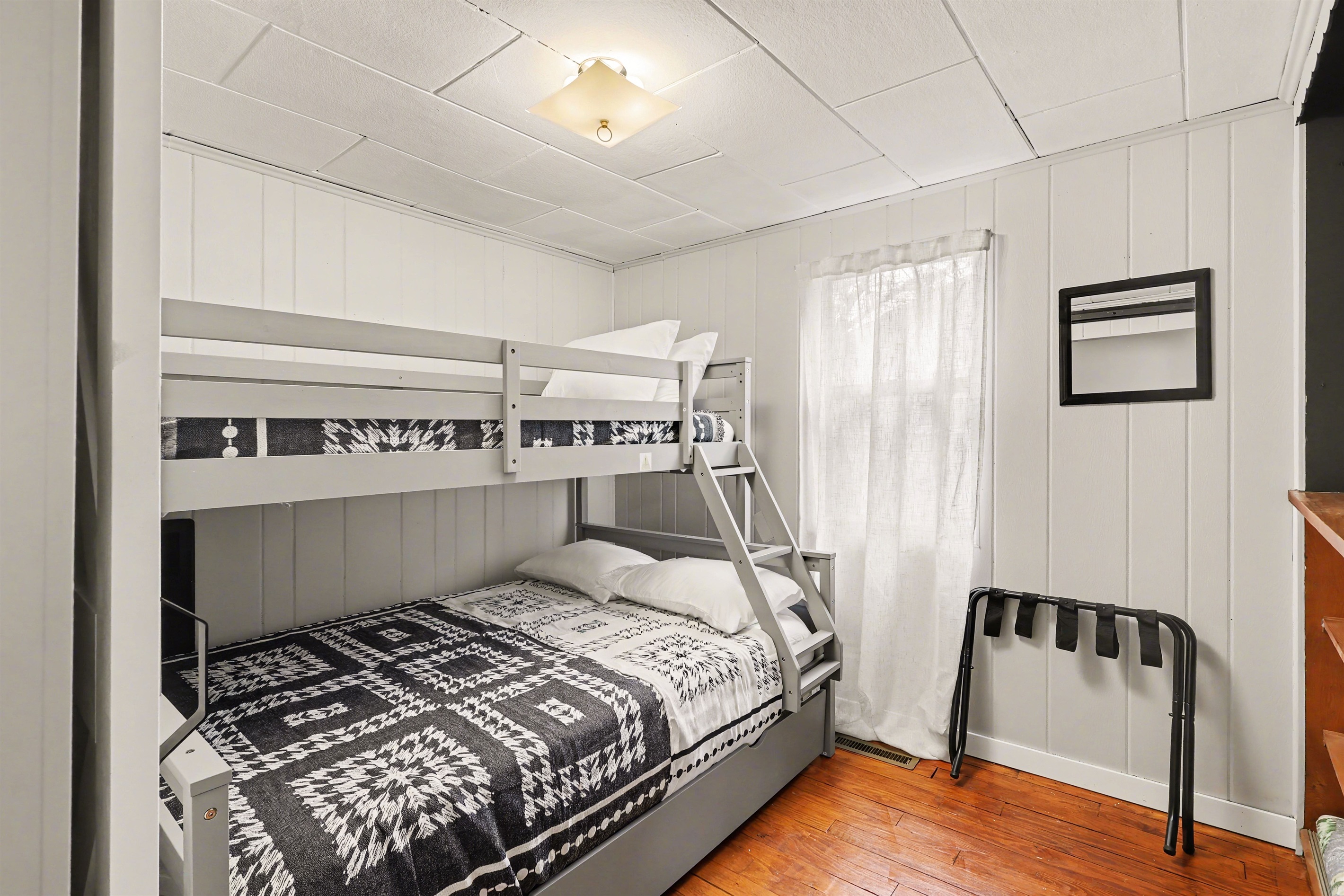 Bedroom #3 with luggage rack.