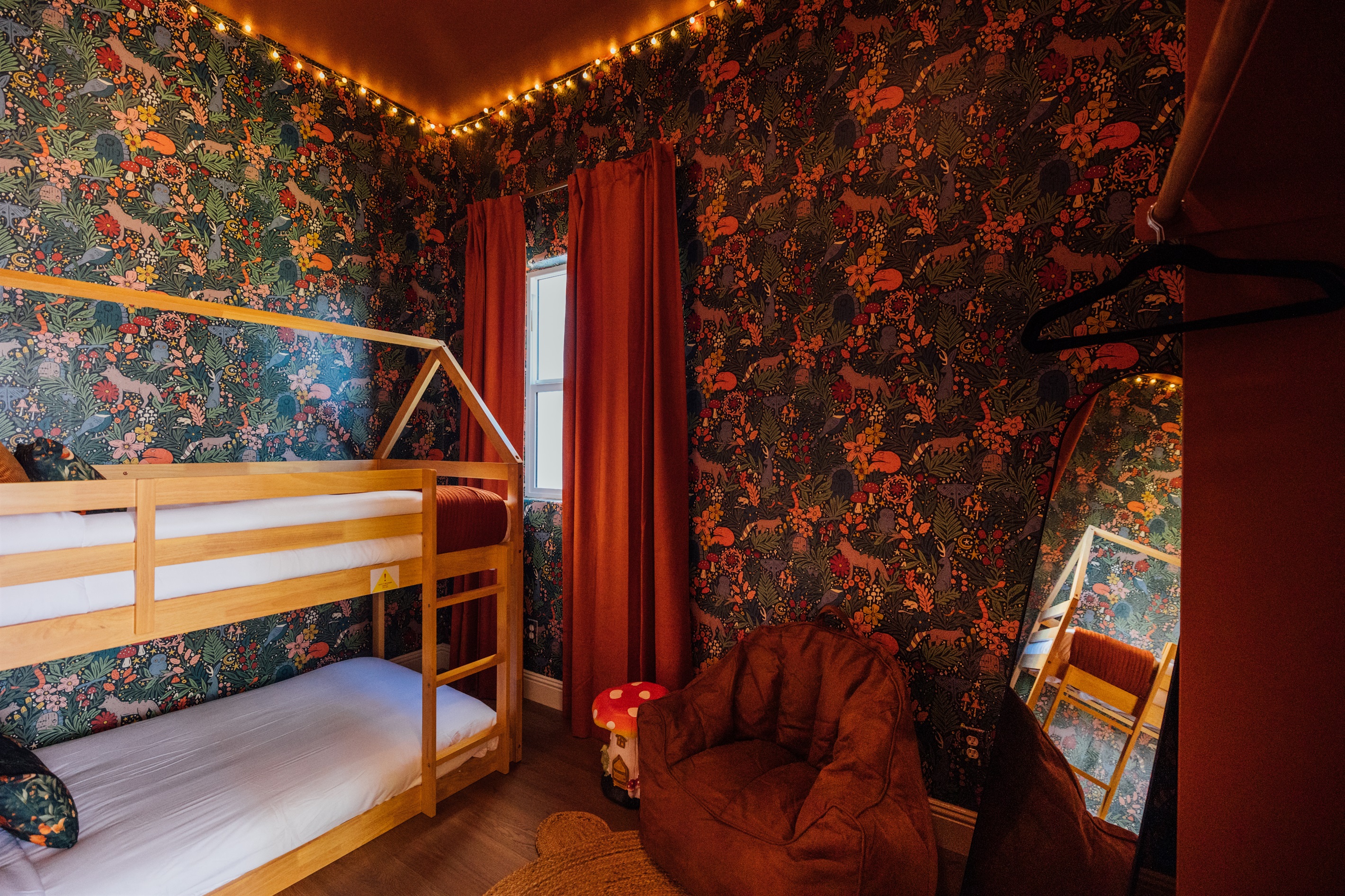 Kids bedroom off Primary