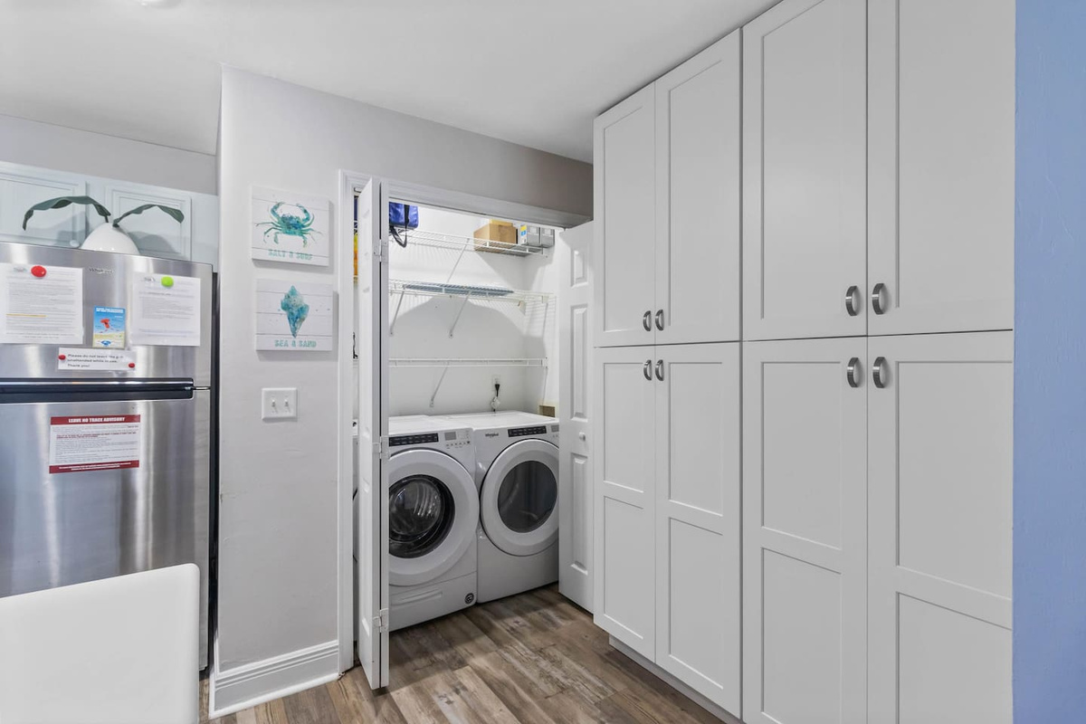 Toss in a load before your last beach day so you're packing clean clothes &mdash; full-size washer and dryer handles it.