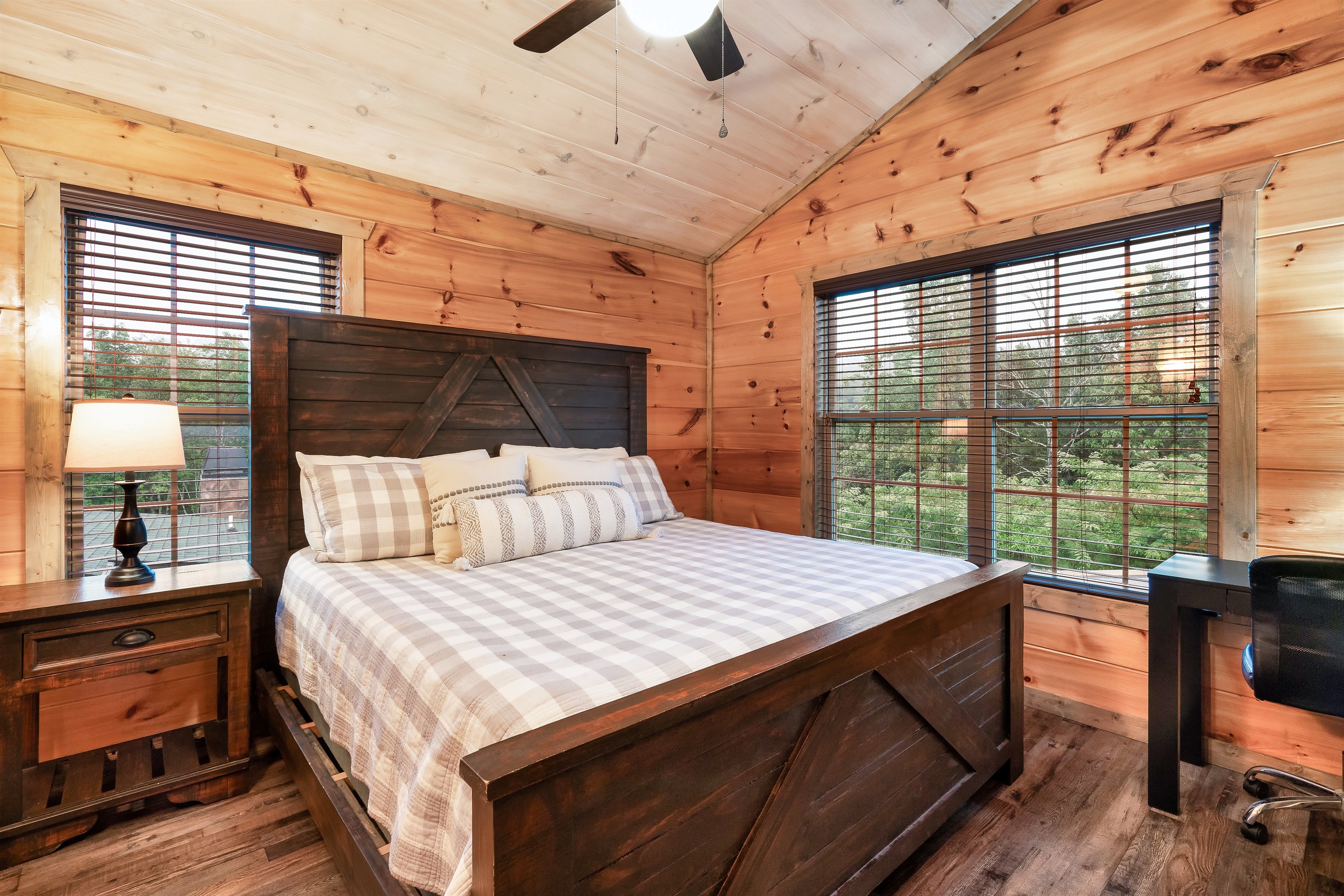 A second king bed master suite!